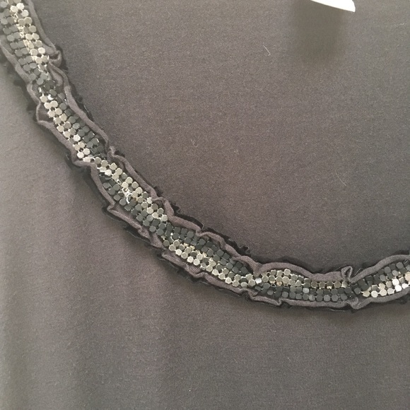 Tank top with metallic bead in detail - Picture 2 of 4